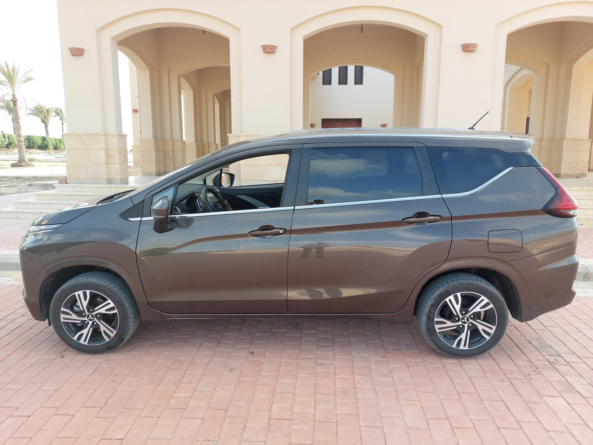ميتسوبيشى اكسباندر - Mitsubishi Expander